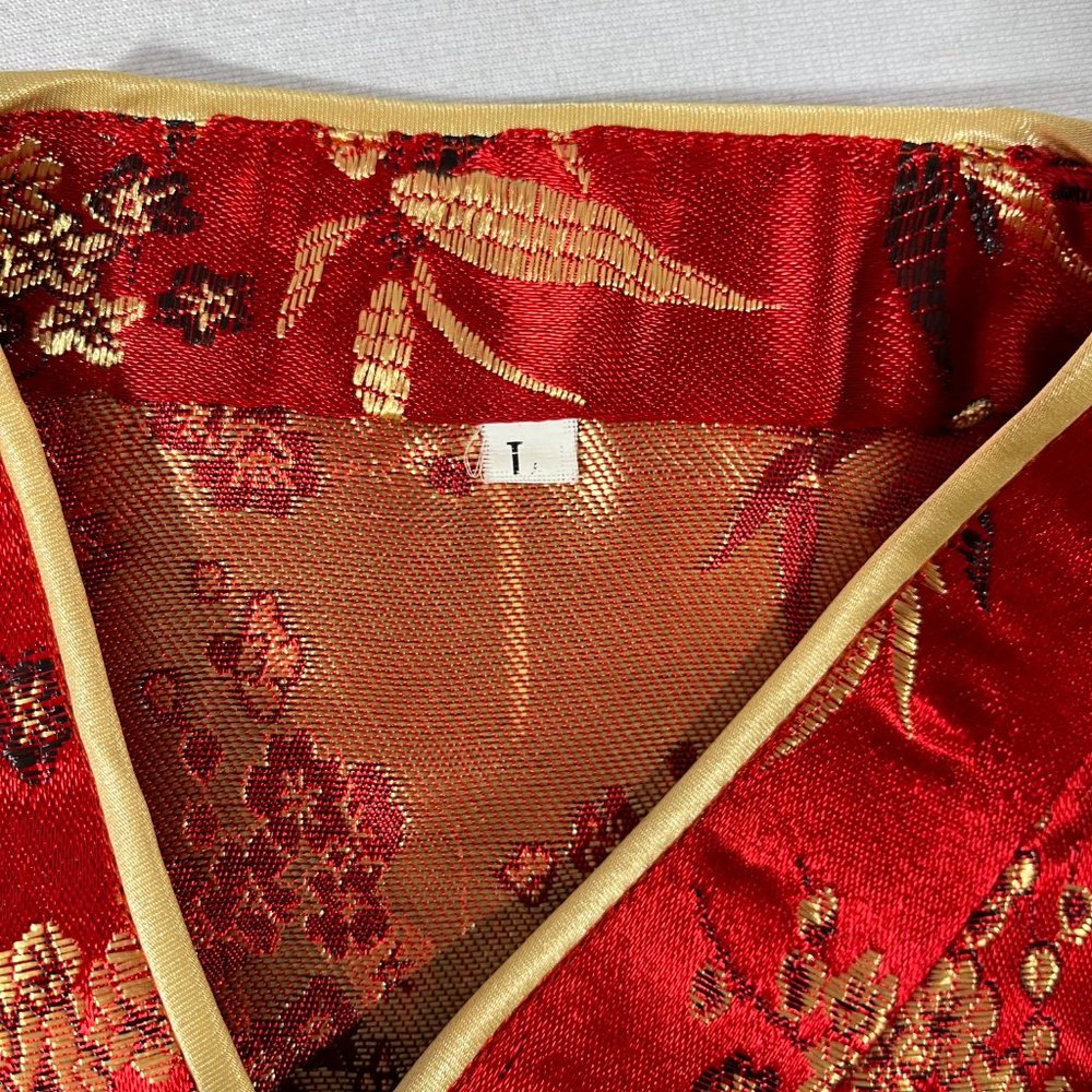 Women's Chinese/Asian/Oriental Top with Red & Gold Coloring & Detail, Size Large - Picture 4 of 5